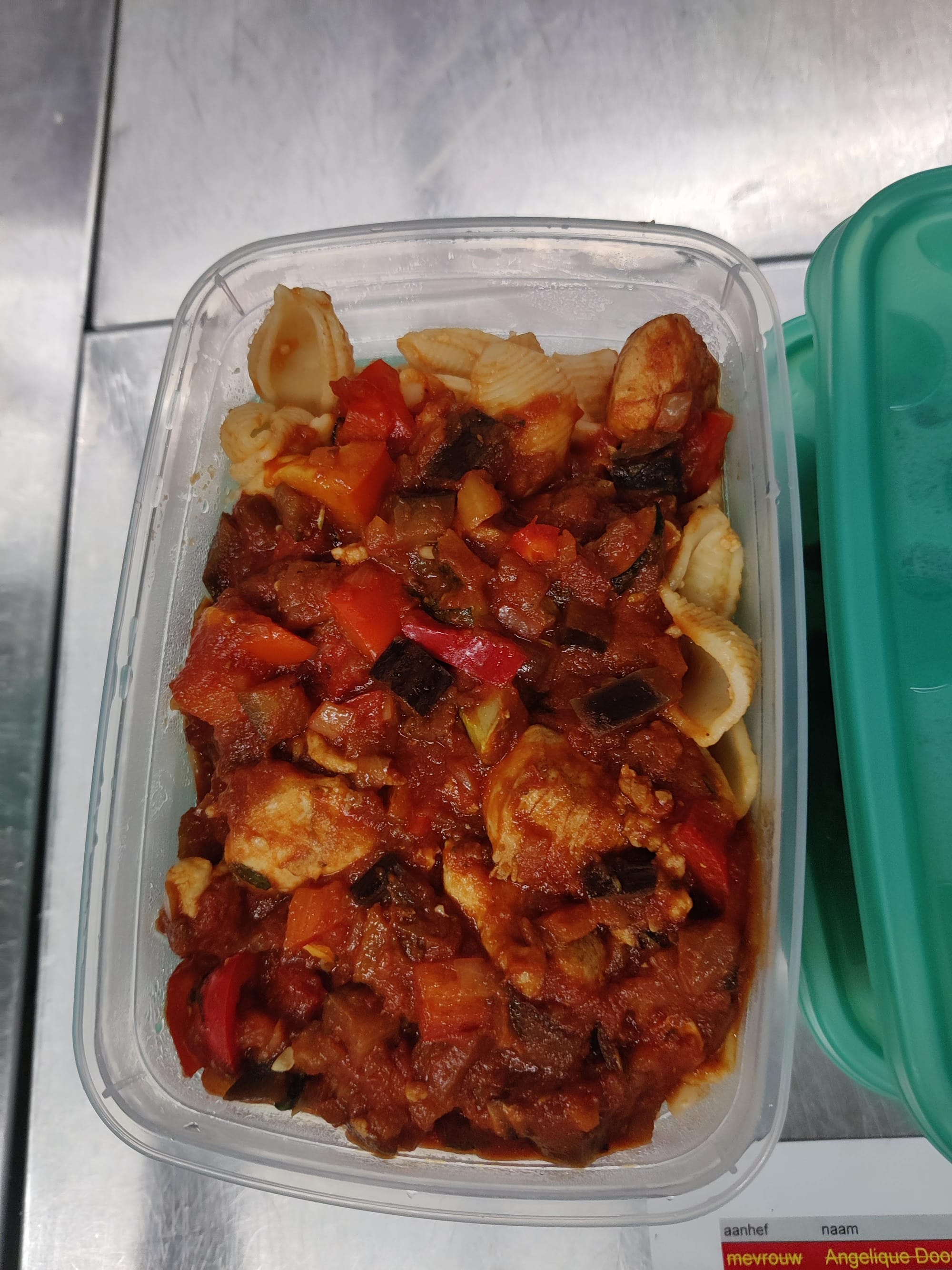 Pasta met groenten-tomatensaus