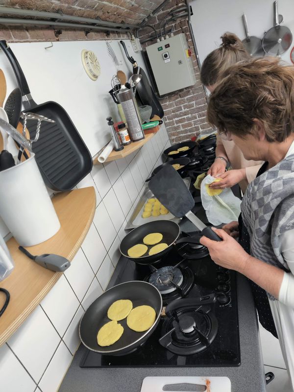 Tortilla met groenten, bonen en vlees