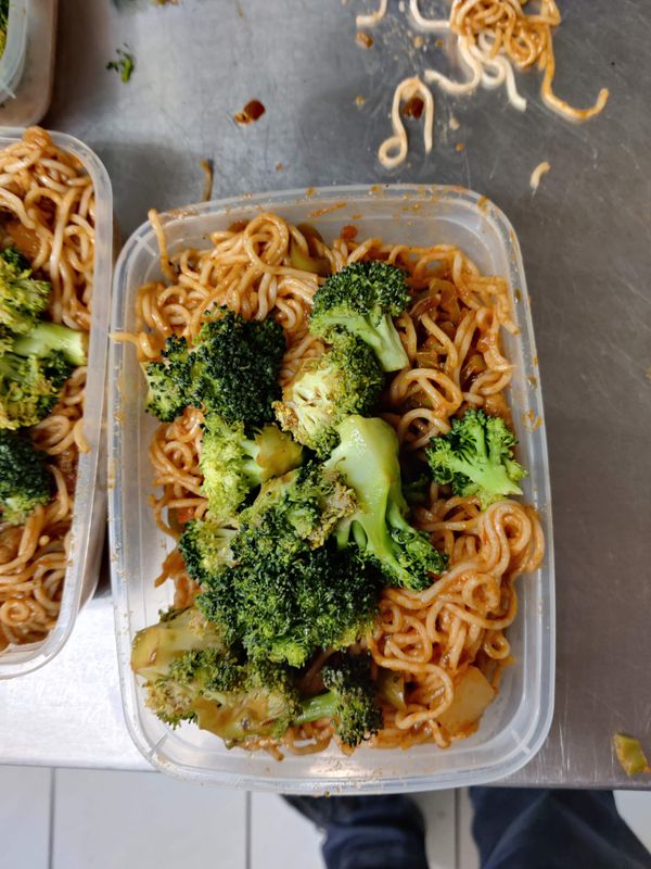 Noodles met broccolli