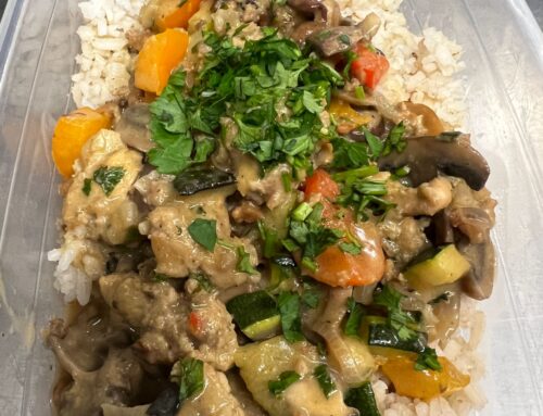 Rijst met Champignon groenten saus
